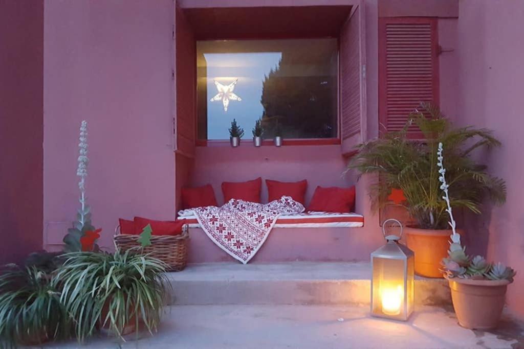 La Muralla Roja Calpe Bagian luar foto